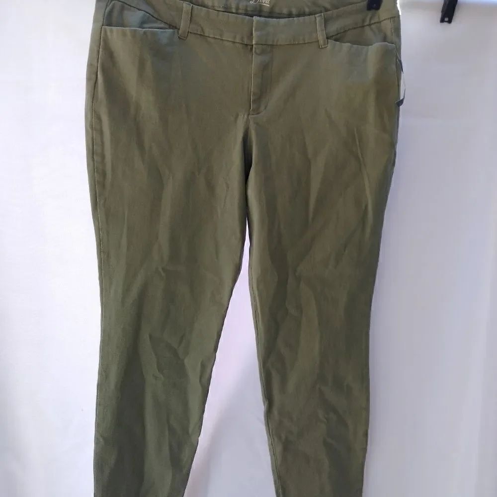 Old Nave the Diva pants